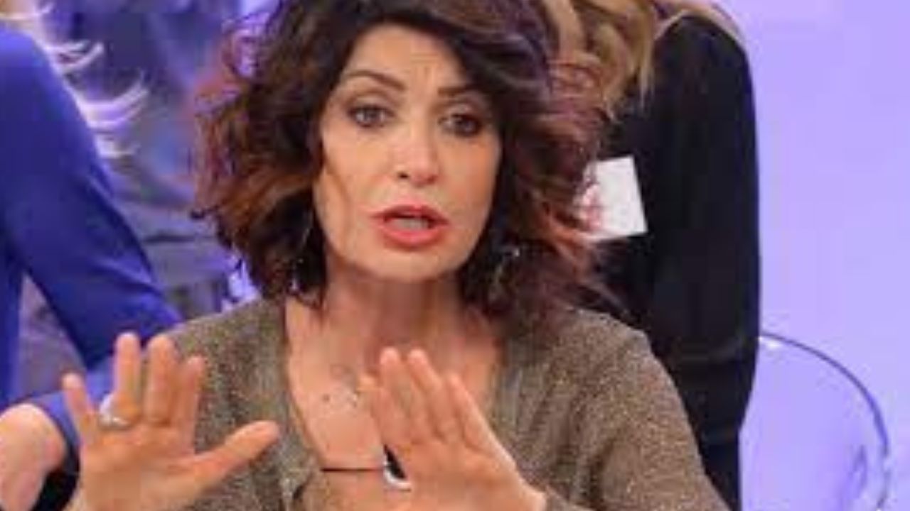 Uomini e Donne, 23 febbraio: Barbara De Santi ha deciso di lasciare il programma