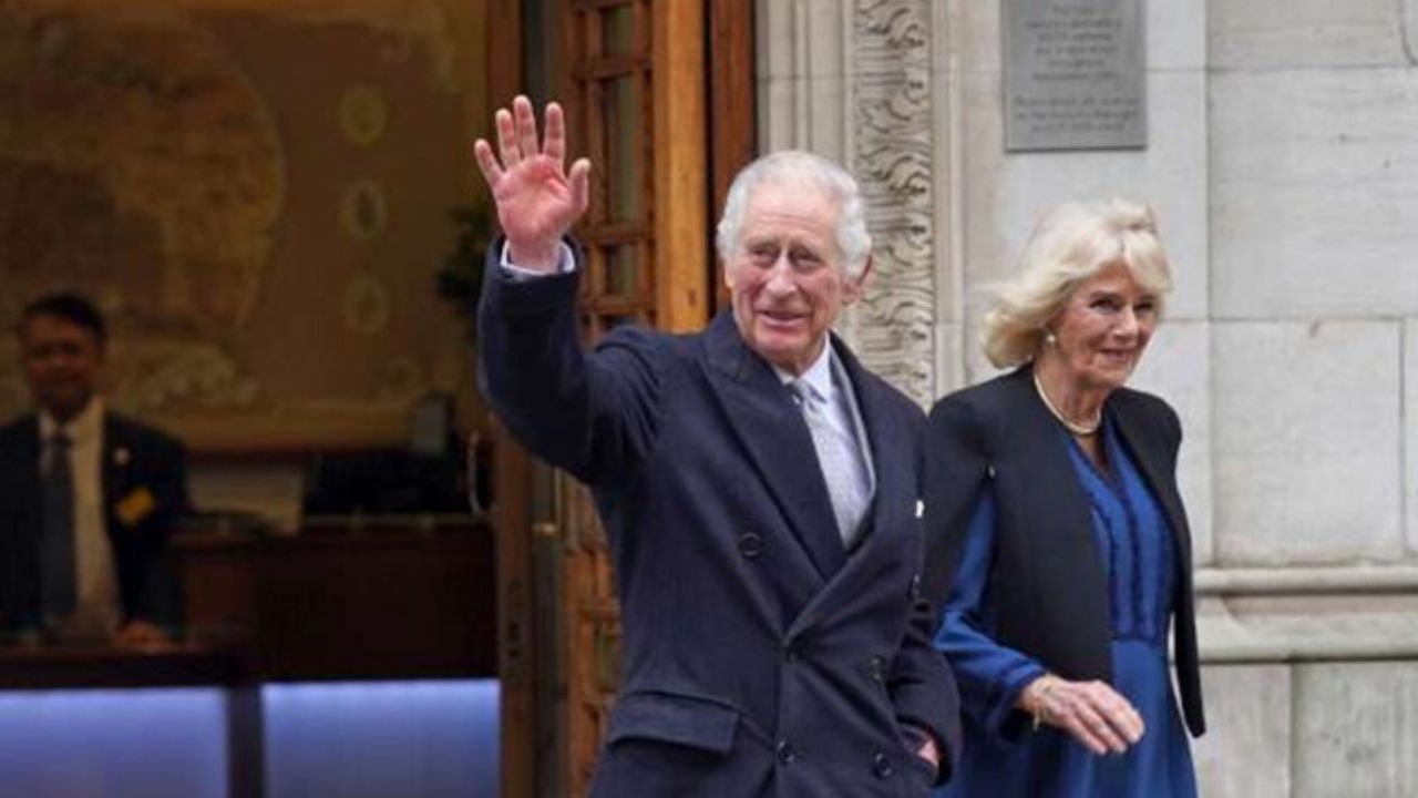 Re Carlo III ha il cancro. La notizia ufficiale direttamente da Buckingham Palace. Deve sospendere le attività