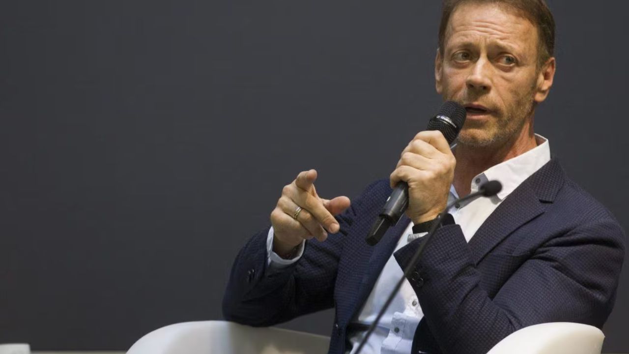 Le Iene intervista esclusiva a Rocco Siffredi sulle molestie alla