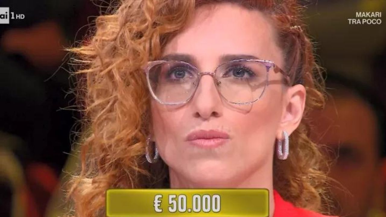 Affari Tuoi, Alice dalla Valle d’Aosta perde 300mila euro e torna a casa a mani vuote. Cosa dice alla fine