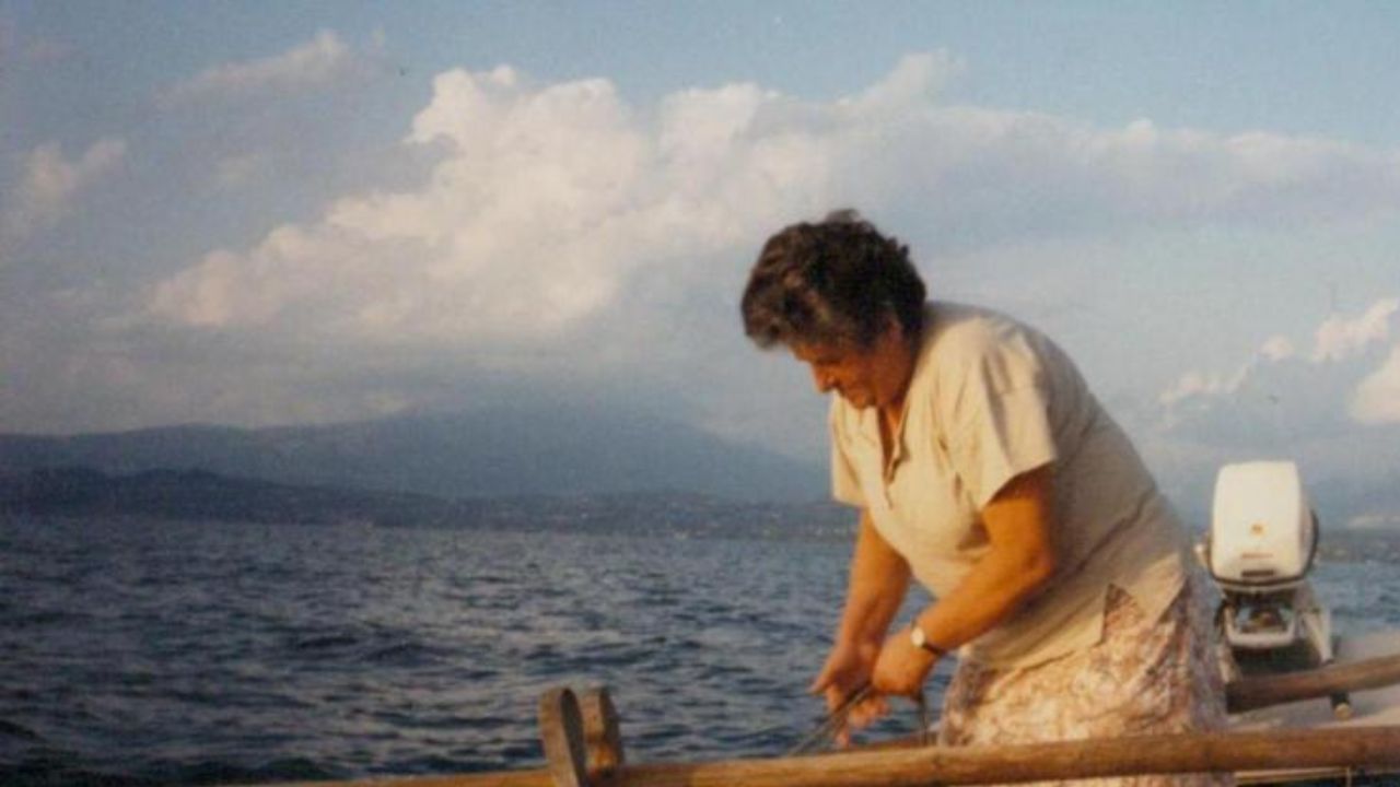 Le ragazze, Rosella Orlandi la prima donna pescatrice del Lago di Garda